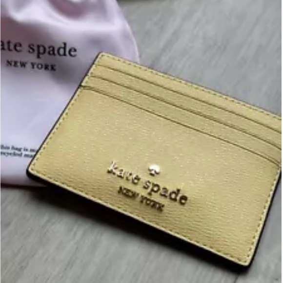NWT Kate Spade ♠️ Disney beauty slim credit card - Picture 4 of 5